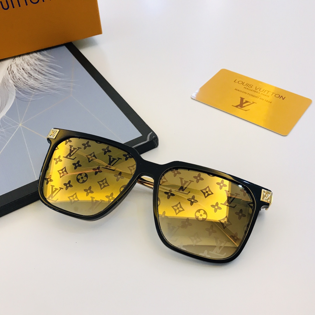 Louis Vuitton Z1994U LV Moon Metal Square Sunglasses , Gold, One Size
