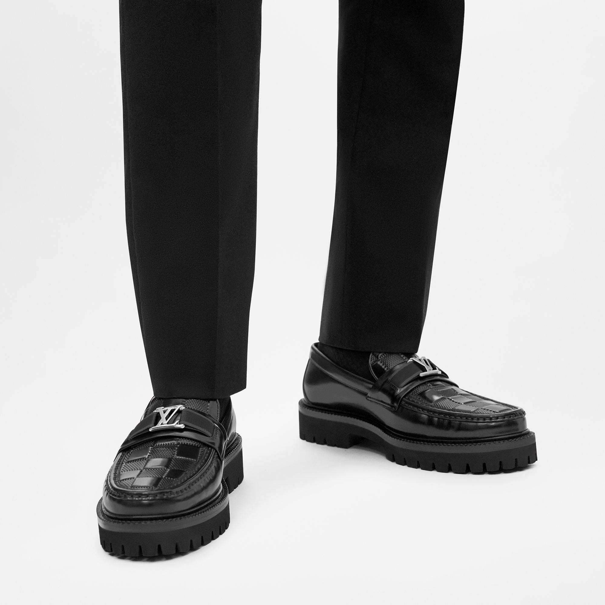 Louis Vuitton Major Loafer BLACK. Size 09.0