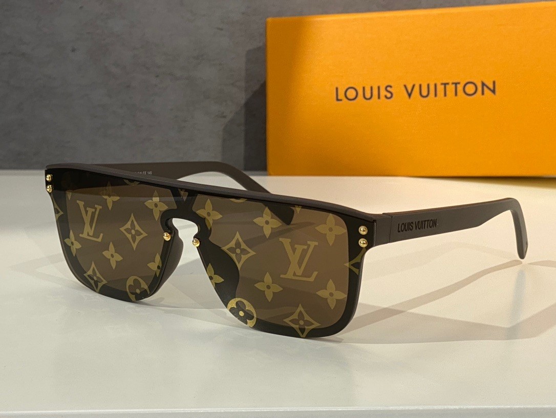 Louis Vuitton® LV Waimea Sunglasses Brown. Size W in 2023