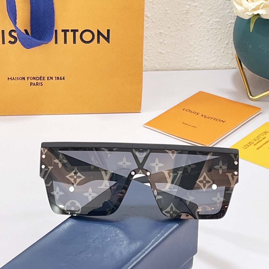 Louis Vuitton LV Waimea L Sunglasses in Black - MEN - Accessories