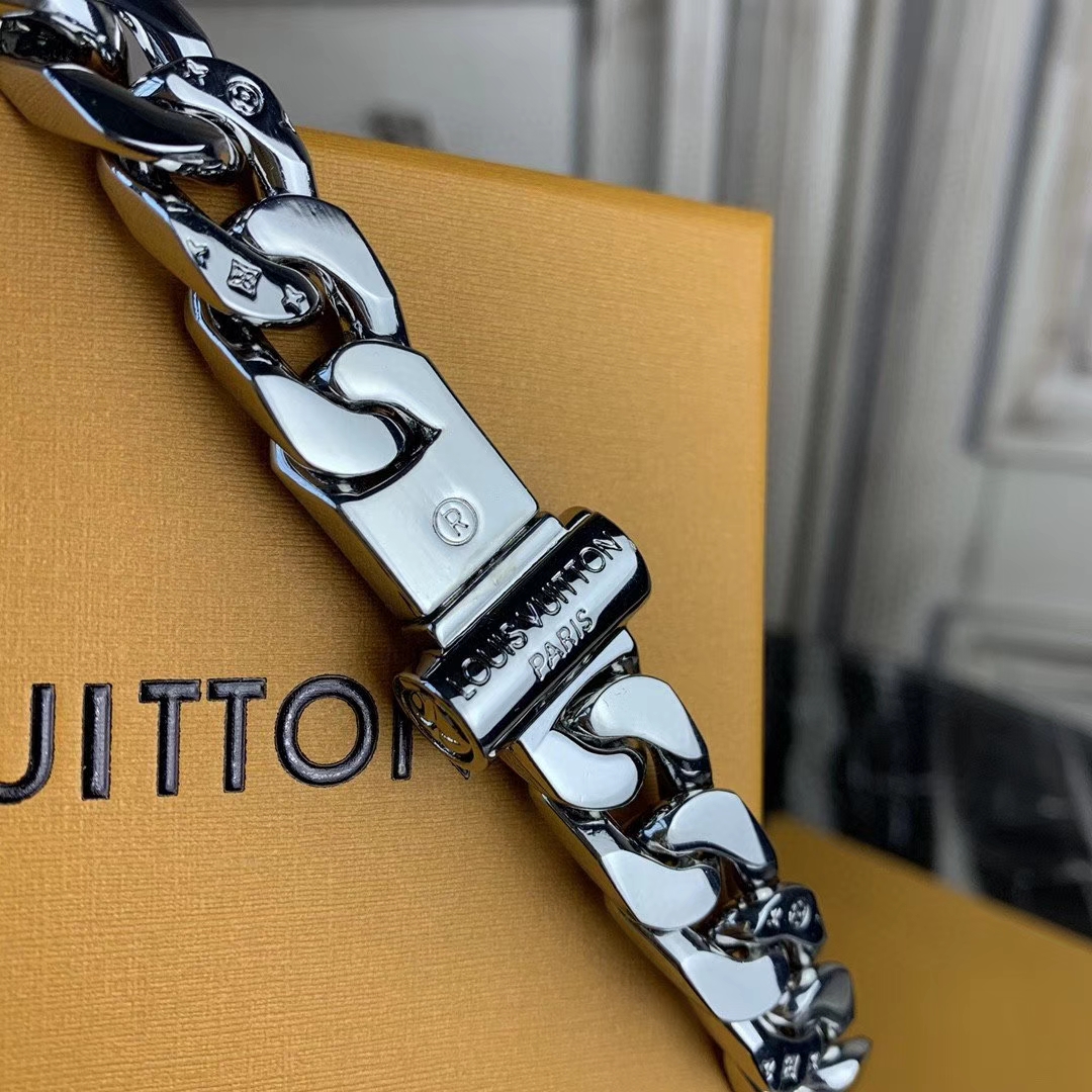 Louis Vuitton Louis Vuitton LV Chain Links Necklace - Men - Fashion Jewelry  M68272 M68272 in Silver - $89.00 